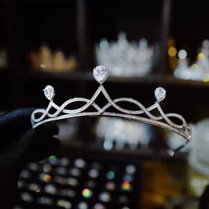 eBA NE  WG[ @ ԉ wAANZT[  J`[V EFfBO l fB[X l GKg  ANZT[  Be  fB[X