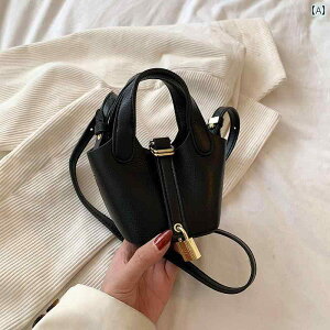 nhobO ̎q ̎q LbY q  Vv 킢 L[g K[[ JWA M v[g Mtg ANZT[ V_[obO