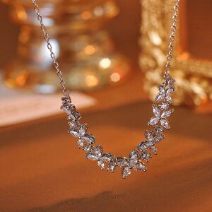 lbNX sAX  y CgOWA[ I t[ Ԃт烂`[t ^bZ ̉ X}C  dCbLH t@bV ʋ ItBX JWA