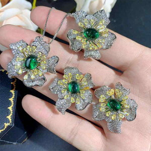 ジュエリー レディース 高級感 エレガント ジルコニア エメラルド カラーストーン フラワーモチーフ ゴールドメッキ ピアス 指輪 ネックレス アクセサリーセット 通勤 オフィス 上品