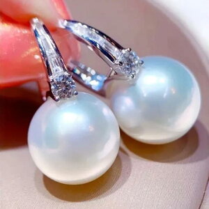 ピアス レディース 女性用 K18金メッキ 銅製 フレンチスタイル シェルパール ジルコニア パール プラチナカラー エレガント 上品 シンプル フープピアス 大人女子 通勤 オフィス 春夏 耳飾り