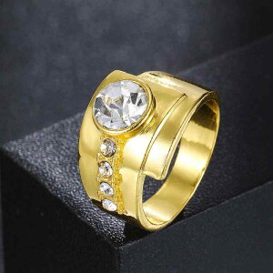 指輪 レディース 欧米風 レトロ 大ぶり ボリューム感 シンプル 個性派 合金製 電気メッキ加工 ゴールドカラー ファッションリング 通勤 オフィス 普段使い 秋冬