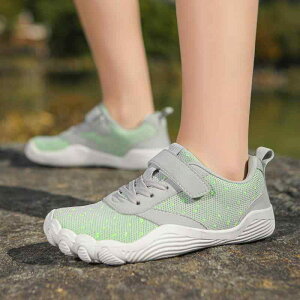 シューズ キッズ 男の子 女の子 兼用 5本指 ベアフット 幅広 通気性 ソフトソール クッション性 マジックテープ 滑り止め グリップ力 室内フィットネス 縄跳び ウォーキング アウトドア 登山