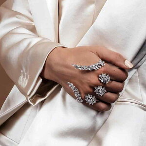 uXbg w fB[X uC_   WRjA dCbLH i t[`[t tWRjA S[h Vo[