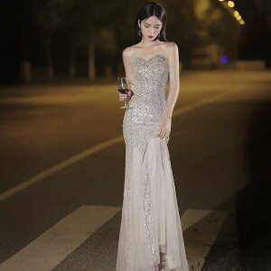 hX fB[X EGXg}[N }[ChC XpR[ L~\[ CujOhX Vo[ O  p[eB[ Ă΂ GKg h i