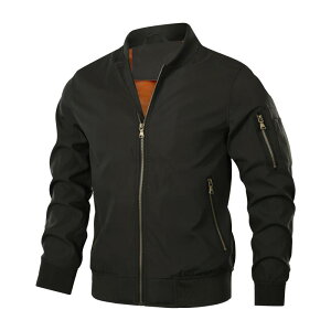 The teacher answers the student's questions one-on-one, with both facing each other during the instruction.