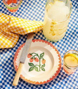 G}ubWEH[^[Emma Bridgewater@16.5cmv[g@Raspberries 6 1/2 Inch Plate@@p