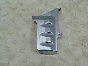 Kuryakyn 02-06 �c�[�����O FLHT ���A�V�����_�[�x�[�X�J�o�[ �N���[�� P/N: 8274 Kuryakyn 02-06 Touring FLHT Rear Cylinder Base Cover Chrome P/N: 8274 �y���s�A���i�z