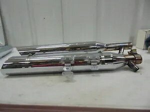n[[_rbh\ tg & A N[ }t[ 05 FLSTFSE P/N 65954-05 65956-05 Harley Davidson Front & Rear Chrome Mufflers 05 FLSTFSE P/N 65954-05 65956-05
