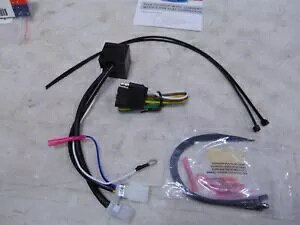 Kuryakyn 02-03 z_ VT750 VhE 5 C[ 4 C[g[[Ro[^[ P/N: 7675 Kuryakyn 02-03 Honda VT750 Shadow 5 Wire to 4 Wire Trailer Converter P/N: 7675