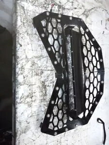 UTV �t�����g���b�V���O���� 11�C���`�X�g���[�g���C�g�o�[�t�� 17-24 Can Am Maverick X3 Max�p UTV Front Mesh Grille w/ 11 straight light bar for 17-24 Can Am Maverick X3 Max �y���s�A���i�z