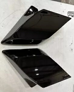 OS&D Advanblack �r�r�b�h�u���b�N CVO �X�^�C���T�C�h�J�o�[ 2014 �N�ȍ~�̃n�[���[�p OS&D Advanblack Vivid Black CVO STYLE SIDE COVER FOR 2014+ HARLEY �y���s�A���i�z
