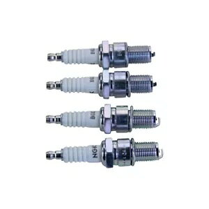 �X�p�[�N�v���O B6ES�ANGK �^�C�v 7310�A4 ��- Spark plug B6ES, type 7310 by NGK, 4 pieces- �y���s�A���i�z