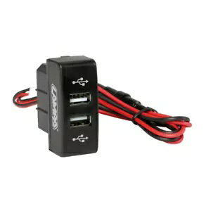 �X�e�A�����O�z�C�[���J�o�[�����v�N���u�ASkeentex�� - XS - ? 30/34 cm - �u���b�N- Genuine Fit, Dual USB AA Connection, 12/24V, Compatible for Mercedes- �y���s�A���i�z