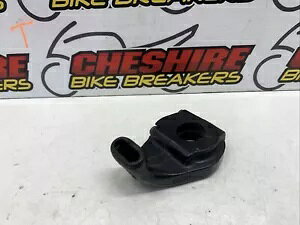 ���}�n YZF-R1 R1 5JJ 2000 - 2001 �X���b�g�� �`���[�u �n�E�W���O Yamaha Yzf-R1 R1 5jj 2000 - 2001 Throttle Tube Housing �y���s�A���i�z