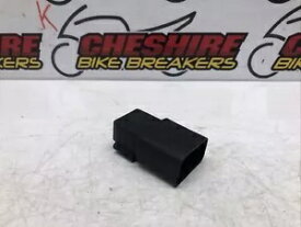 ホンダ CBR125R R-5 2004 - 2006 4 ピン リレー Honda Cbr125r R-5 2004 - 2006 4 Pin Relay