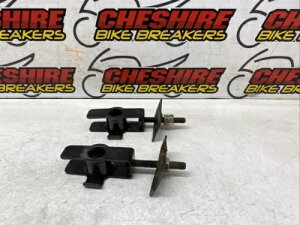 Lexmoto LXR 125 Sy 125-10 2019 - 2022 ���A�z�C�[���`�F�[���A�W���X�^�[ Lexmoto Lxr 125 Sy 125-10 2019 - 2022 Rear Wheel Chain Adjusters �y���s�A���i�z