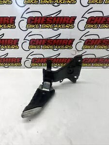 �z���_ Sh 125 i Ad-d 2013 - 2017 ���A�E���t�b�g���X�g �t�b�g���X�g�y�O Honda Sh 125 i Ad-d 2013 - 2017 Rear Right Side Footrest Foot Rest Peg �y���s�A���i�z
