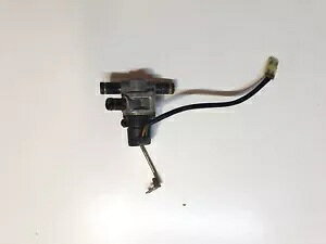 �z���_ VFR 800 Fl RC46 1998-2001 �G�A�{�����[�����[�^�[�r�o�o���u- Honda VFR 800 Fl RC46 1998-2001 Air Volume Meter Emissions Valve-