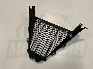 XYL GSXR 1000 K7 K8 2007-2008 {g~fBAgCAOg- Suzuki GSXR 1000 K7 K8 2007-2008 BOTTOM MEDIUM TRIANGLE TRIM-