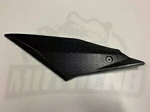 }n YZF-R1 2017 - 2020 K\^Ng/Jo[- Yamaha YZF - R1 2017 - 2020 Left Side Gasoline Tank Bottom Trim/Cover-
