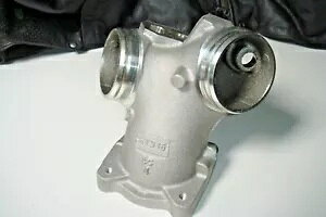 Ce[N}jz[h OE CfBA 5138214 [h}X^[ `[t`[te _[Nz[X J4 ɓK Intake Manifold OE Indian 5138214 Fits Roadmaster Chief Chieftain Dark Horse J4