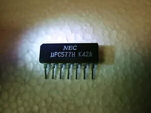 IC NEC UPC577H 7 s`bvAv`bv PC HBe[W IC NEC UPC577H 7 PIN Chip Amplifier Integrated Chip PC Circuit Board Vintage