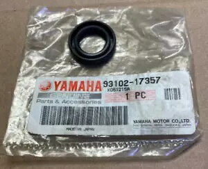 ���}�n OEM �N���b�` �I�C�� �V�[�� XT600 SR500 TT600 SRX600 SR400 TT500 93102-17357-00 Yamaha OEM Clutch Oil Seal XT600 SR500 TT600 SRX600 SR400 TT500 93102-17357-00