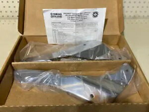 ���}�n -STR-5BN41-10-00- OEM �N���[�� �o�b�N���X�g �T�C�h �A�[�� 98-10 V-Star 650 �N���V�b�N Yamaha -STR-5BN41-10-00- OEM Chrome Backrest Side Arms 98-10 V-Star 650 Classic �y���s�A���i�z