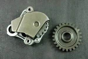 1982 z_ XR250R IC |v AZu (ACh MAt) B4317 1982 Honda XR250R Oil Pump Assembly With Idler Gear B4317