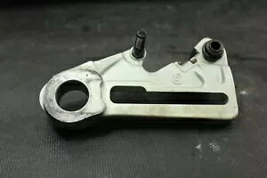 2018 KTM 450SXF OEM �u�����{ ���A �u���[�L �L�����p�[ �n���K�[ B4409 2018 Ktm 450sxf OEM Brembo Rear Brake Caliper Hanger B4409