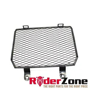 2016 - 2018 ���}�n YZF R1S �I�C���N�[���[ ���W�G�[�^�[ �K�[�h �u���b�N �X�g���[�g 2016 - 2018 YAMAHA YZF R1S OIL COOLER RADIATOR GUARD BLACK STRAIGHT �y���s�A���i�z