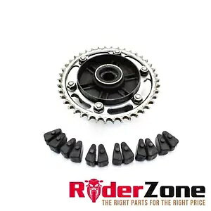 2004 2005 �z���_ CBR1000RR ���A�X�v���P�b�g�z�C�[���N�b�V���h���C�u�_���p�[�V���o�[�݌� 2004 2005 HONDA CBR1000RR REAR SPROCKET WHEEL CUSH DRIVE DAMPERS SILVER STOCK