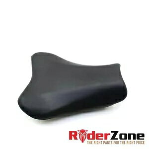 2005 2006 �X�Y�L GSXR 1000 �t�����g �V�[�g �N�b�V���� �u���b�N �T�h�� �u���b�N �݌� 2005 2006 SUZUKI GSXR 1000 FRONT SEAT CUSHION BLACK SADDLE BLACK STOCK �y���s�A���i�z