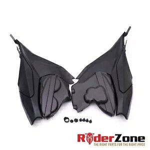 2020 -2022 �h�D�J�e�B �p�j�K�[�� V2 �q�[�g �V�[���h �K�[�h �G���W�� �J�o�[ �Z�b�g �݌� 46016401B 2020 -2022 DUCATI PANIGALE V2 HEAT SHIELD GUARD ENGINE COVER SET STOCK 46016401B