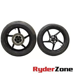 2004 - 2006 }n YZF R1 zC[ Zbg tg A ubN  s ^C [X 2004 - 2006 YAMAHA YZF R1 WHEELS SET FRONT REAR BLACK RIMS PIRELLI TIRES RACE