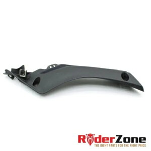 2015 - 2019 }n YZF R1 Et[ Jo[ TCh JE pl g ubN R1S R1M 2015 - 2019 YAMAHA YZF R1 RIGHT FRAME COVER SIDE COWL PANEL TRIM BLACK R1S R1M