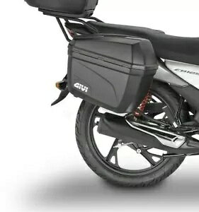 BENELLI TRK502 2017 �p�j�A�Z�b�g GIVI PL8712 ���b�N + E22N �p�j�A�T�C�h�P�[�X BENELLI TRK502 2017 Pannier Set GIVI PL8712 Rack + E22N Panniers side cases �y���s�A���i�z