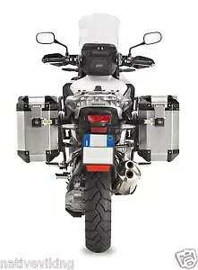 �z���_ NC 700 X 2012 �T�C�h�p�j�A���b�N GIVI PL1111CAM �z���_�[ TREKKER OUTBACK �p Honda NC 700 X 2012 side pannier racks GIVI PL1111CAM holder for TREKKER OUTBACK