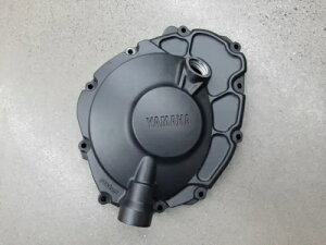 ���}�n MT10 ���� �N�����N�P�[�X�J�o�[ B67-15421-00 Yamaha MT10 genuine crankcase cover B67-15421-00 �y���s�A���i�z