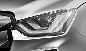 ���������U D-Max �w�b�h���C�g �v���e�N�^�[ MY2021 - 2023 Genuine Isuzu D-Max Headlight Protectors MY2021 - 2023