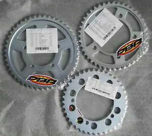 PBR AXvPbg C45 X`[ 520 P 44 AvAyK\t@Ng[gC 650 07 10 PBR REAR SPROCKET C45 STEEL 520 P 44 FOR APRILIA PEGASO FACTORY TRAIL 650 07 10