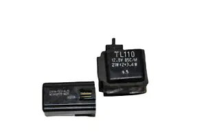 �C���W�P�[�^�[�����[ �����[ TL110 �X�Y�L GSF1200�o���f�B�b�g GV75A- Indicator relay relay TL110 Suzuki GSF 1200 Bandit GV75A- �y���s�A���i�z