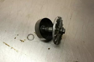 Kawasaki Gpz 900 R (ZX900A) ICtB^[Jo[ + lW F2/3 Kawasaki Gpz 900 R (ZX900A) Oil Filter Cover + Hollow Screw F2/3