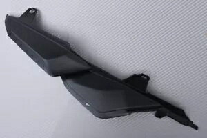 ���A�g�����E�v���X�`�b�N���z���_ CB650R / CB 650R 2019-2020- Rear trim right plastic raw Honda CB650R / CB 650R 2019-2020- �y���s�A���i�z