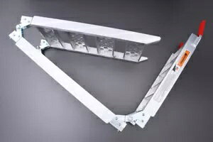3̕ɐ܂肽߂A~jE[fBOvI[goC/XN[^[- Aluminium Loading Ramp Motorcycles / Scooters Which Folds In Three Parts-