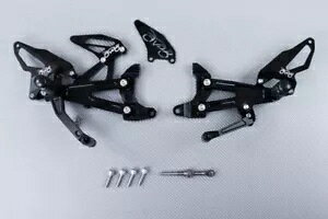 AVDB \ȃubN tbgXg VXe DUCATI PANIGALE V4 2018-2021- AVDB Adjustable Black Footrest System DUCATI PANIGALE V4 2018-2021-