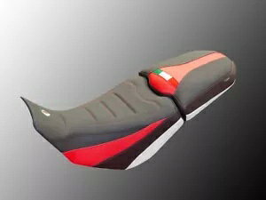 �R���t�H�[�g�V�[�g�J�o�[���Ԕ�? Ducabike �t�@�[ Ducati Desertx 2022 - 2023 AW4- Comfort seat cover black red white? Ducabike Fur Ducati Desertx 2022 - 2023 AW4-