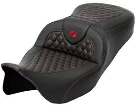 Saddlemen ロードソファ HC ブラックシート レッドハニカムステッチ付き (A808-07B-189RED) Saddlemen Roadsofa HC Black Seat w/Red Honeycomb Stitch (A808-07B-189RED)
