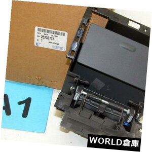 R\[{bNX 01-03I[YrI[Z^[R\[z_[z_[AZuVGM 737 01-03 Oldsmobile Aurora Center Console Cupholder Assembly NEW GM 737